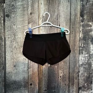 Lululemon 2.5’ Speed Up Shorts